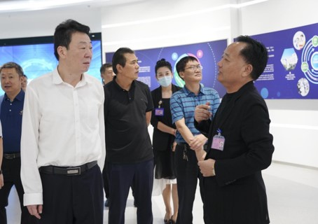 图片4.jpg 图片4.jpg